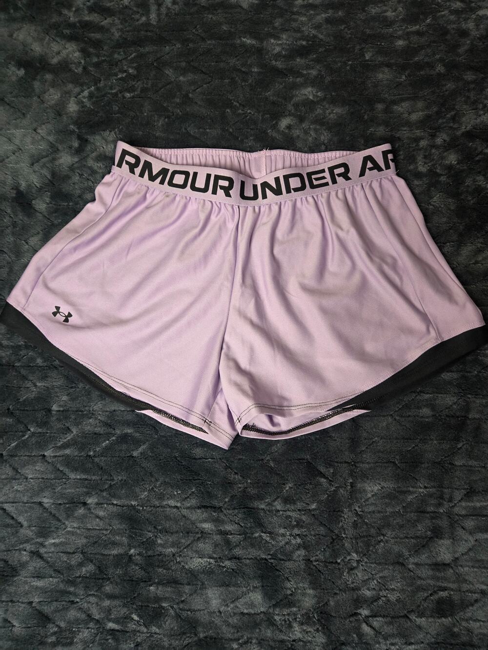 Under Armour Purple Loose Fit Athletic Shorts – Size Medium